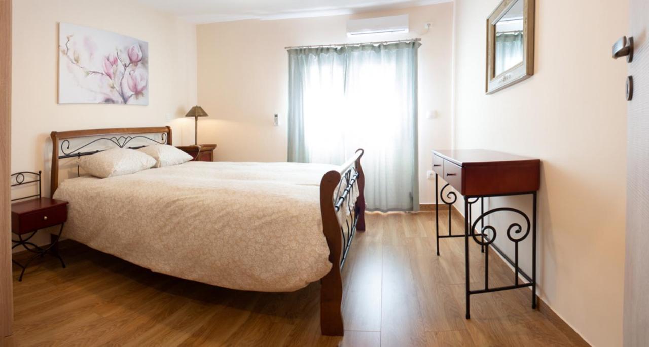 Αcacia House - Fully Equipped Apartment In Glyfada Athena Bagian luar foto